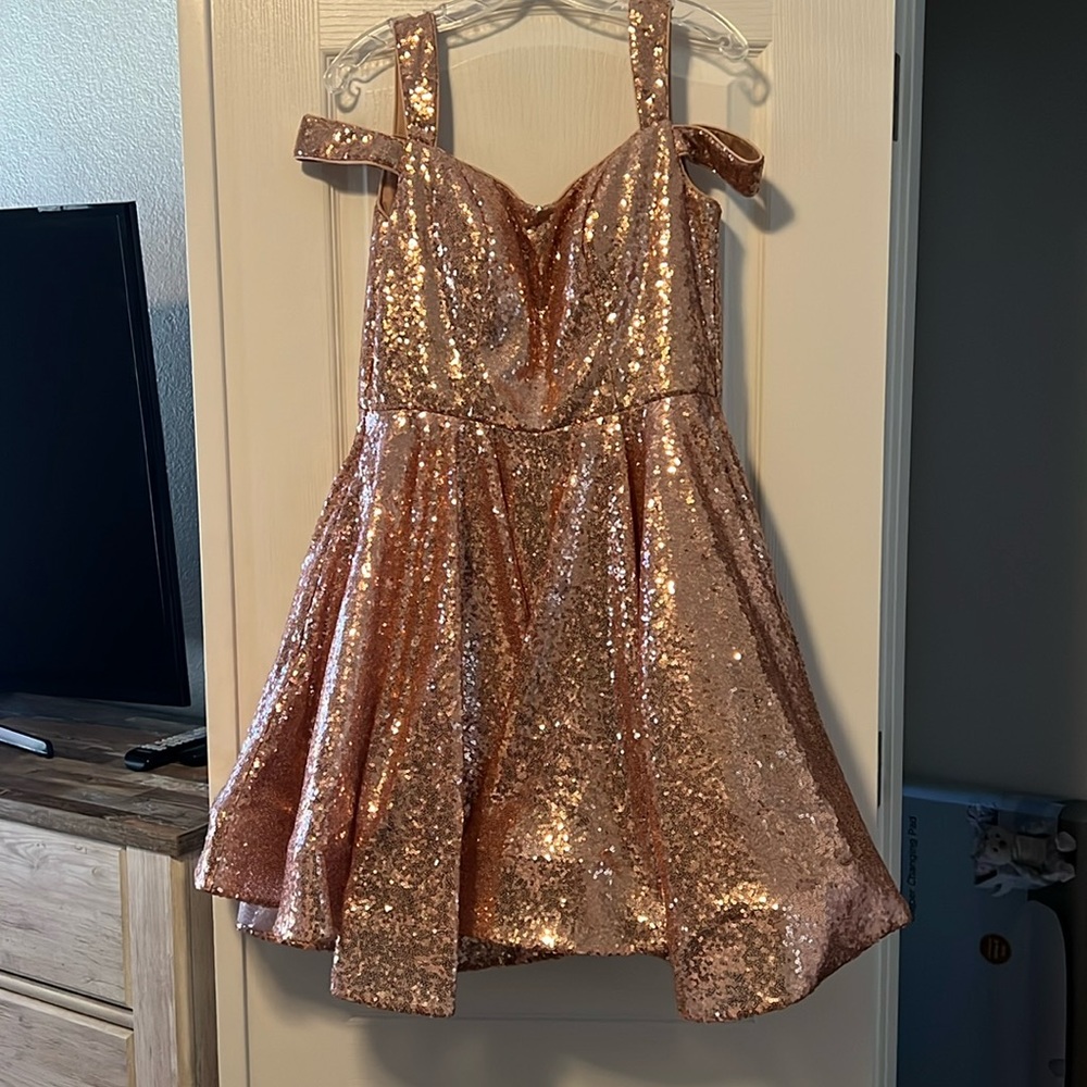 MacDuggal pink/rose cocktail dress